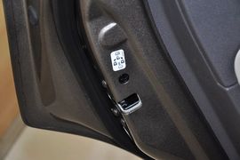 2012款福特锐界2.0T精锐天窗版