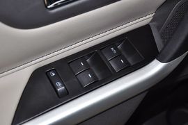 2012款福特锐界2.0T精锐天窗版