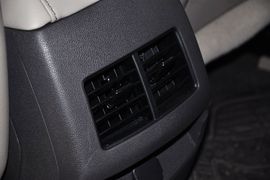 2012款福特锐界2.0T精锐天窗版