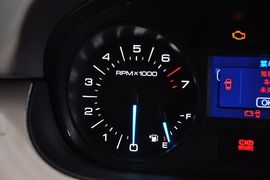 2012款福特锐界2.0T精锐天窗版