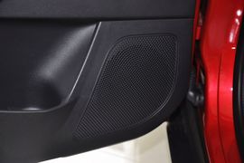 2012款福特福克斯两厢1.6L手自一体舒适型