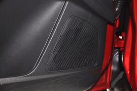 2012款福特福克斯两厢1.6L手自一体舒适型