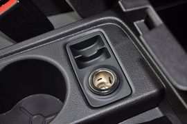 2012款福特福克斯两厢1.6L手自一体舒适型