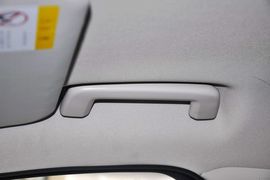 2012款福特福克斯两厢1.6L手自一体舒适型