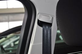 2012款福特福克斯两厢1.6L手自一体舒适型