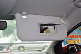 2012款福特福克斯两厢1.6L手自一体舒适型