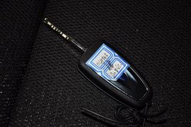 2012款福特福克斯两厢1.6L手自一体舒适型