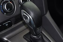 2012款福特福克斯两厢1.6L手自一体舒适型