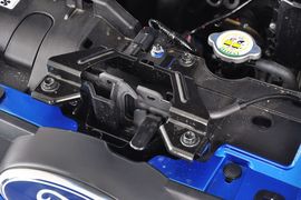 2011款福特嘉年华两厢1.5L自动时尚型到店实拍