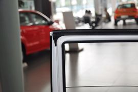 2010款大众桑塔纳志俊1.8L手动实尚型