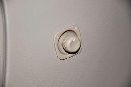 2010款大众桑塔纳志俊1.8L手动实尚型