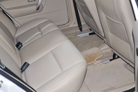 2010款大众桑塔纳志俊1.8L手动实尚型