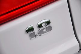 2010款大众桑塔纳志俊1.8L手动实尚型