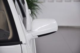 2010款大众桑塔纳志俊1.8L手动实尚型