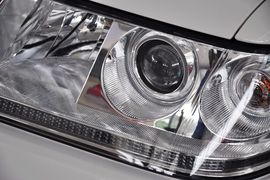 2010款大众桑塔纳志俊1.8L手动实尚型