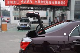 2012款一汽丰田皇冠3.0