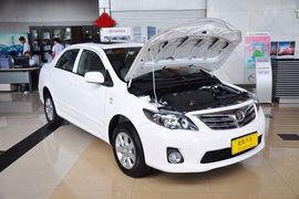 2011款丰田卡罗拉1.6L