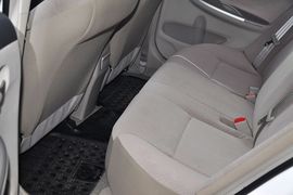 2011款丰田卡罗拉1.6L