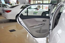 2011款丰田卡罗拉1.6L