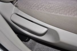 2011款丰田卡罗拉1.6L