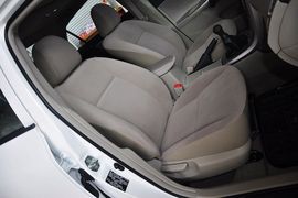 2011款丰田卡罗拉1.6L