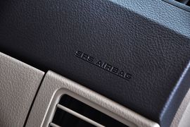 2011款丰田卡罗拉1.6L