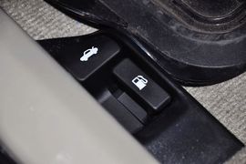 2011款丰田卡罗拉1.6L