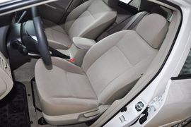 2011款丰田卡罗拉1.6L