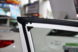 2011款丰田卡罗拉1.6L