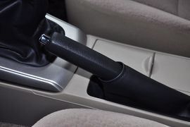 2011款丰田卡罗拉1.6L