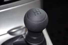 2011款丰田卡罗拉1.6L