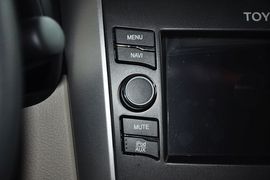 2011款丰田卡罗拉1.6L