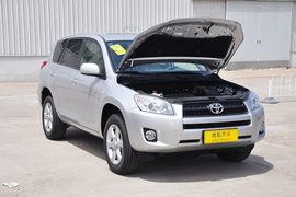 2011款丰田RAV4