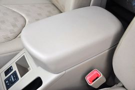 2011款丰田RAV4