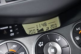 2011款丰田RAV4
