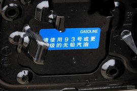 2012款丰田皇冠V6