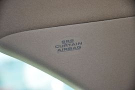 2012款丰田皇冠V6