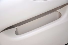 2012款丰田皇冠V6