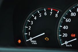 2012款丰田皇冠V6
