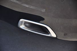 2012款丰田皇冠V6