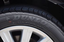 2012款丰田皇冠V6