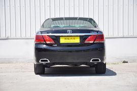 2012款丰田皇冠V6