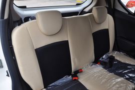 2012款铃木奥拓1.0L手动实用型到店实拍