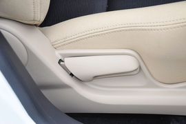 2012款铃木奥拓1.0L手动实用型到店实拍