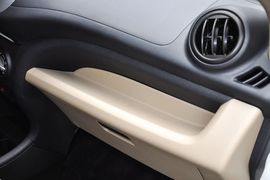 2012款铃木奥拓1.0L手动实用型到店实拍