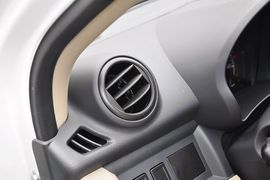 2012款铃木奥拓1.0L手动实用型到店实拍