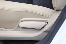 2012款铃木奥拓1.0L手动实用型到店实拍