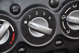 2012款铃木奥拓1.0L手动实用型到店实拍