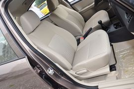 2012款铃木天语尚悦1.6L手动实用型