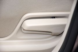 2012款铃木天语尚悦1.6L手动实用型